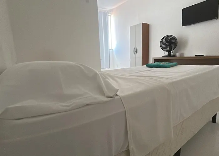 Shalom Flat Hotel